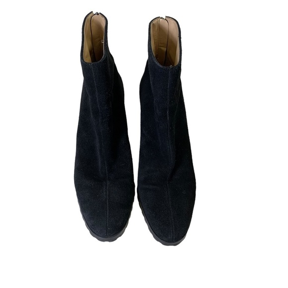Ann Taylor Loft Black Suede 2 1/2" heel Boot size 7M - Picture 2 of 8